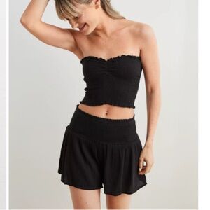 Aerie Smocked Short Woman XS Black High Waist Gauzy Lightweight Beach Comfy